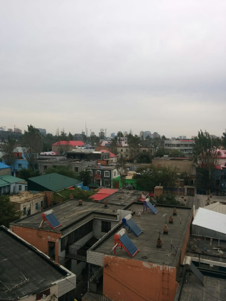view of a nearby neighbourhood